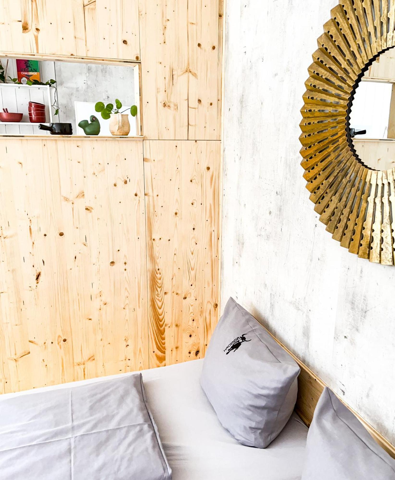 Hacienda Rooms Friedrichshafen Exterior photo